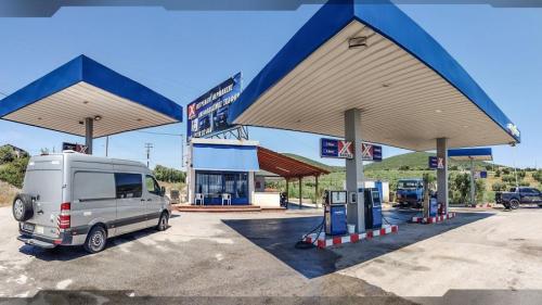 Xarkas Fuel Station Gerakini Chalkidiki (2)